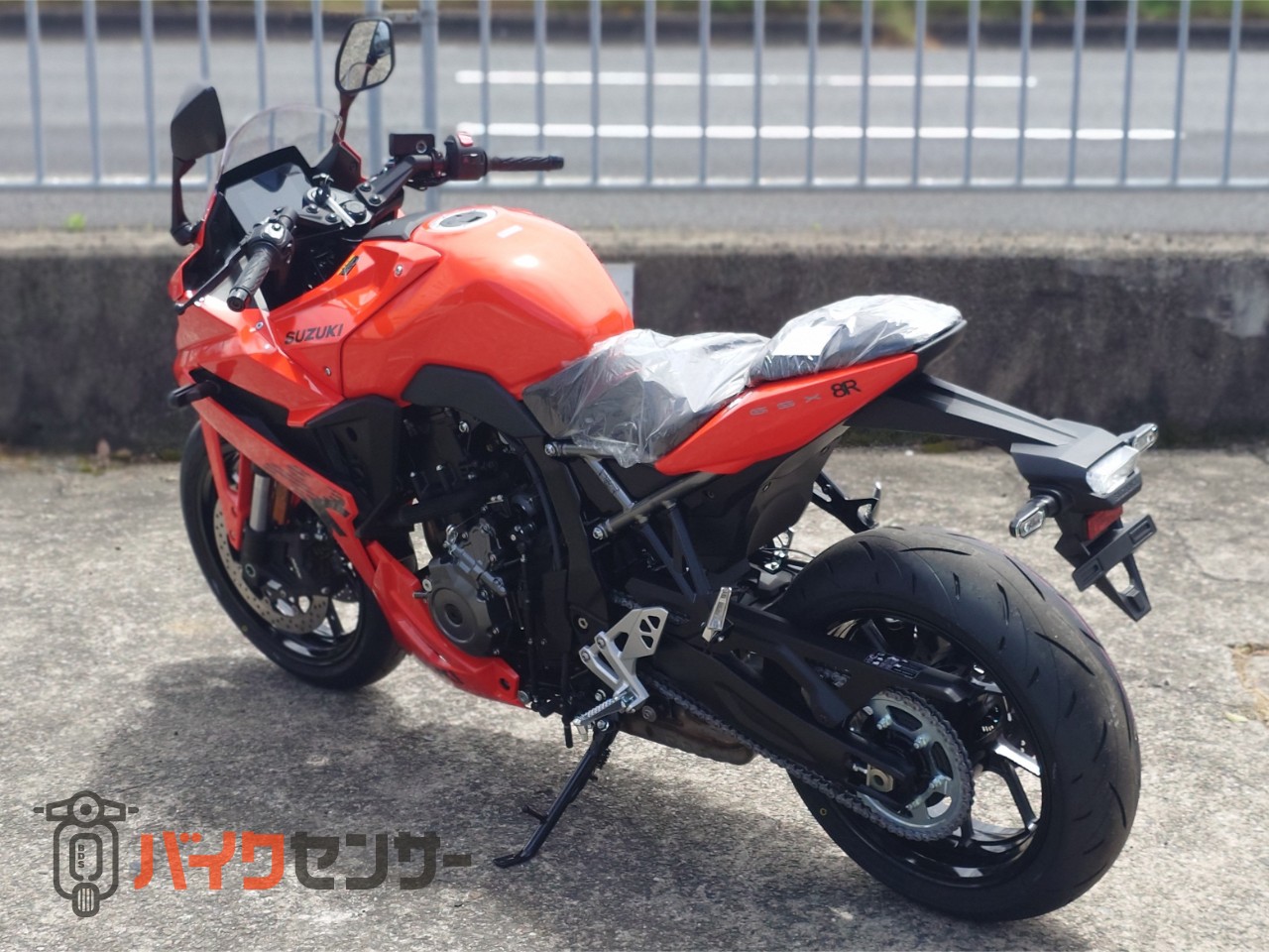 スズキ GSX-8R 2026年モデル オレンジ 新車 B659728| BDSバイクセンサー