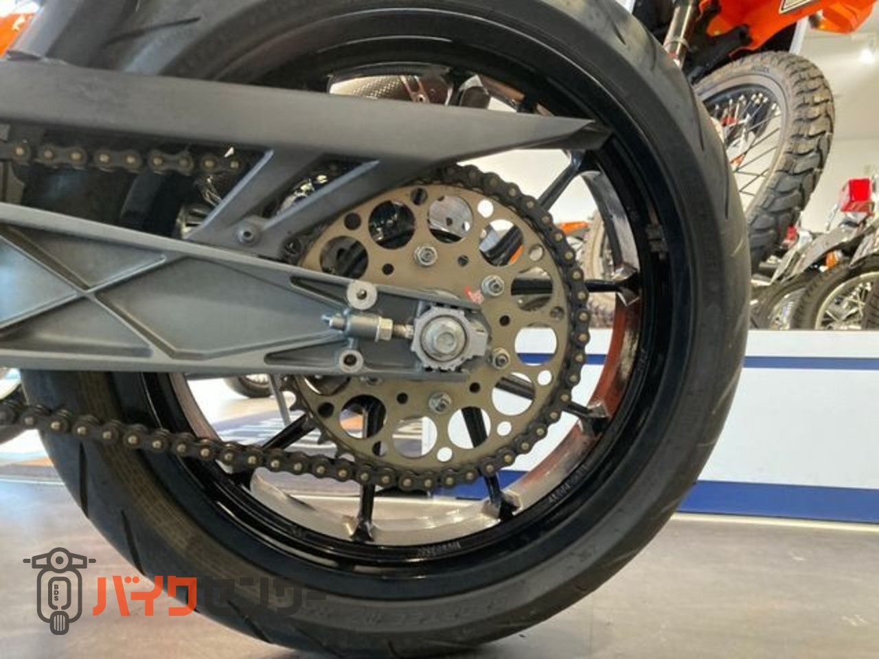 KTM 【動画あり】250 デューク [J0502302326] ETC USB アクラボビッチ
