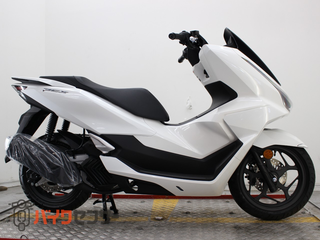 ホンダ PCX125・2026年モデル・国内正規・ABS標準装備 B660877| BDS ホンダ PCX125・2026年モデル・国内正規・ABS標準装備 B660877| BDS