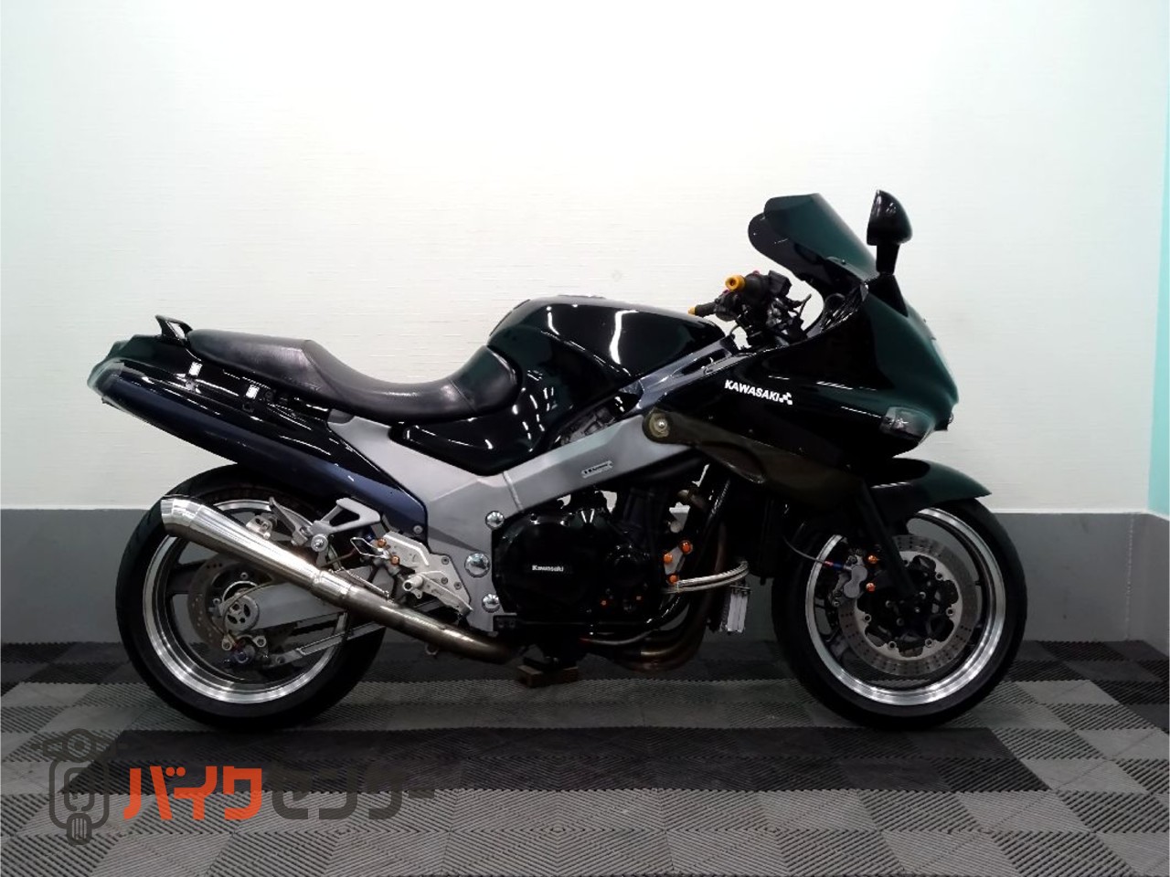 カワサキ ZZ-R1100世界最速の称号！憧れていたバイクがこの値段で