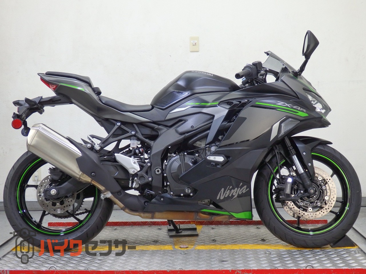 カワサキ Ninja ZX-4R SE ZX400P USB ETC 74758