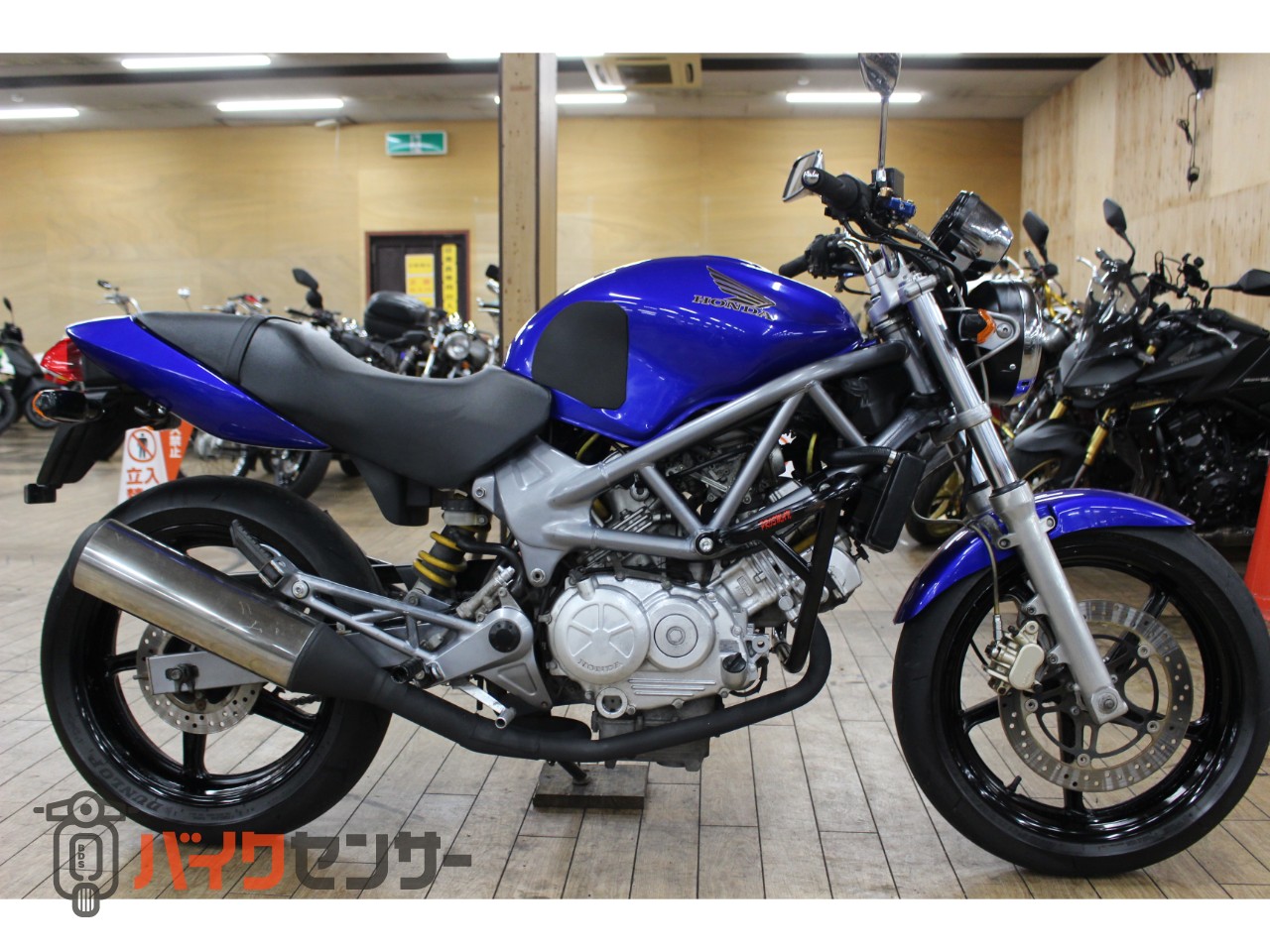 ホンダ 大阪～整備済み VTR250 ノーマル車両 全国陸送、フェリー発送