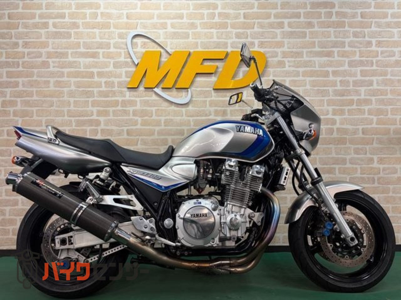 ヤマハ XJR1300 ビキニカウル ヨシムラフルエキ ETC搭載 B661632| BDS