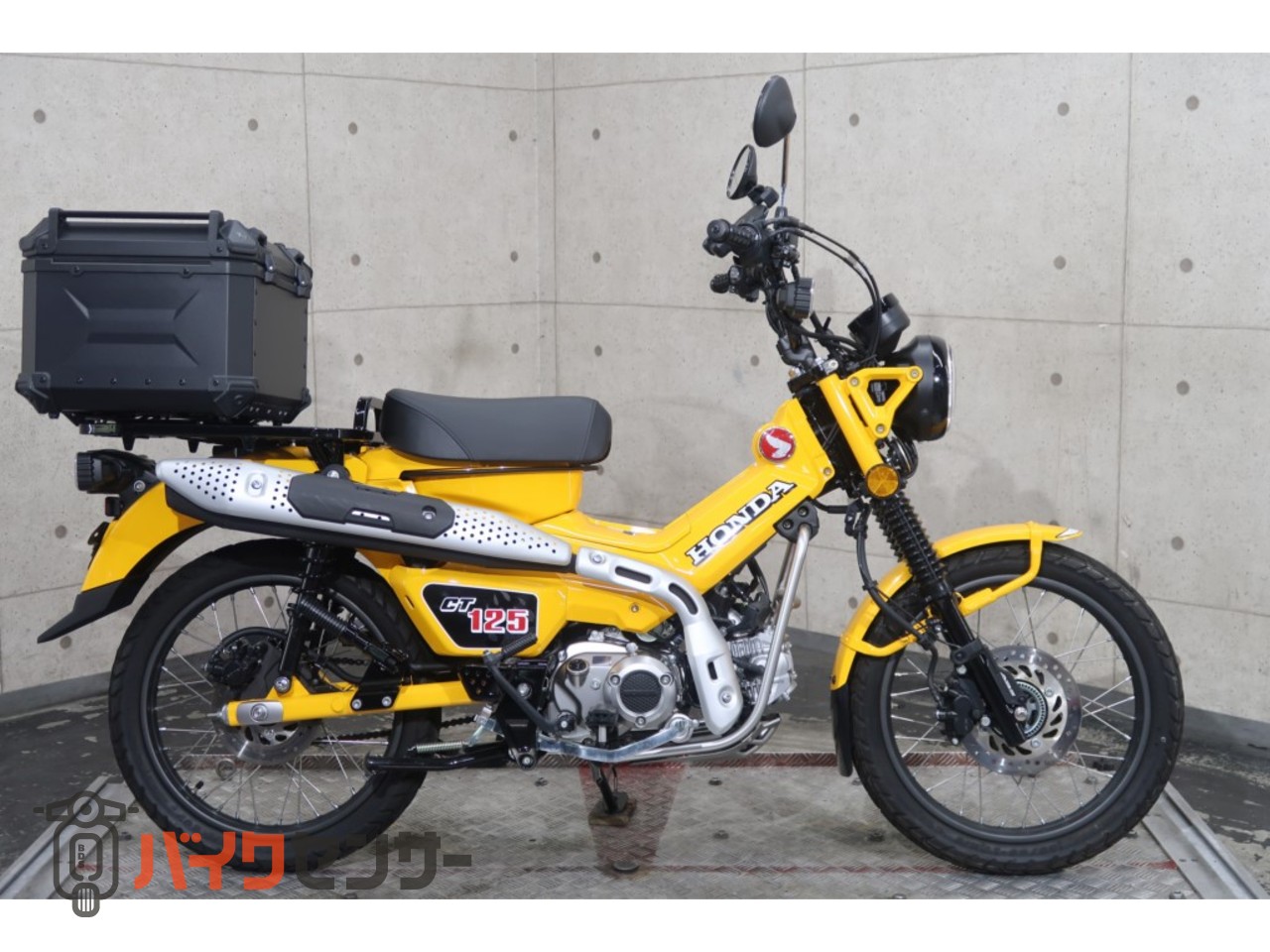 ホンダ CT125ハンターカブ JA65 2023年モデル トップボックス USB