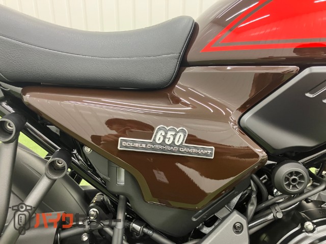 水冷式エンジン アルミ合金製　ミッション付き　7AT Z650RS 水冷2気筒 50周年アニバーサリーカラー トリックスター