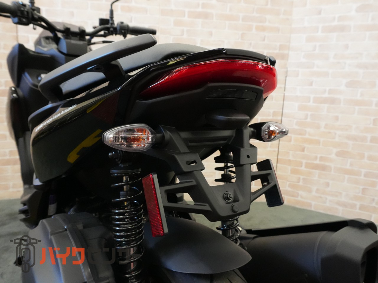 ヤマハ X FORCE ABS ブルーコアエンジン フラットフロアー USBポート