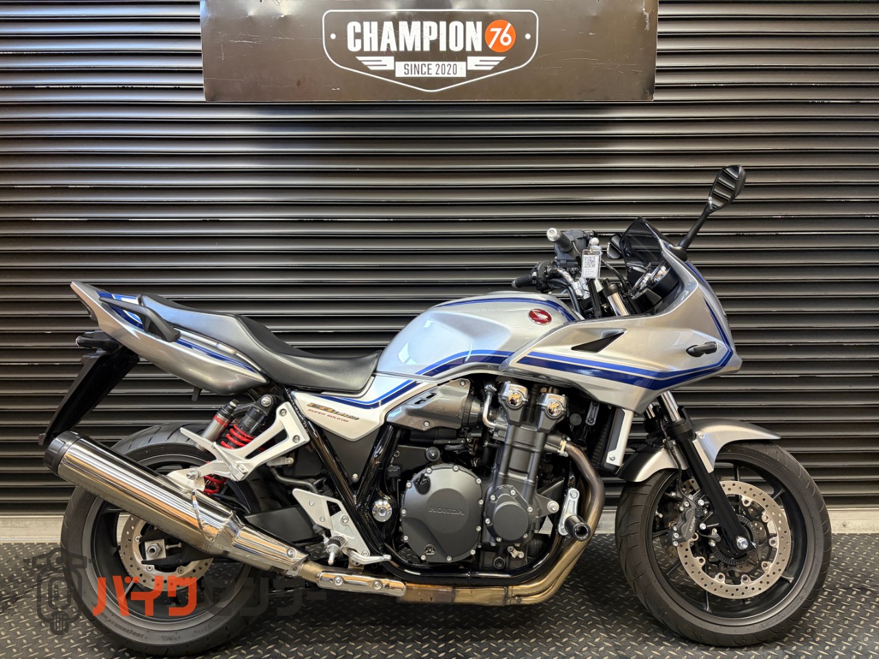ホンダ CB1300 SUPER ボルドール 2023モデル スライダー グリップ