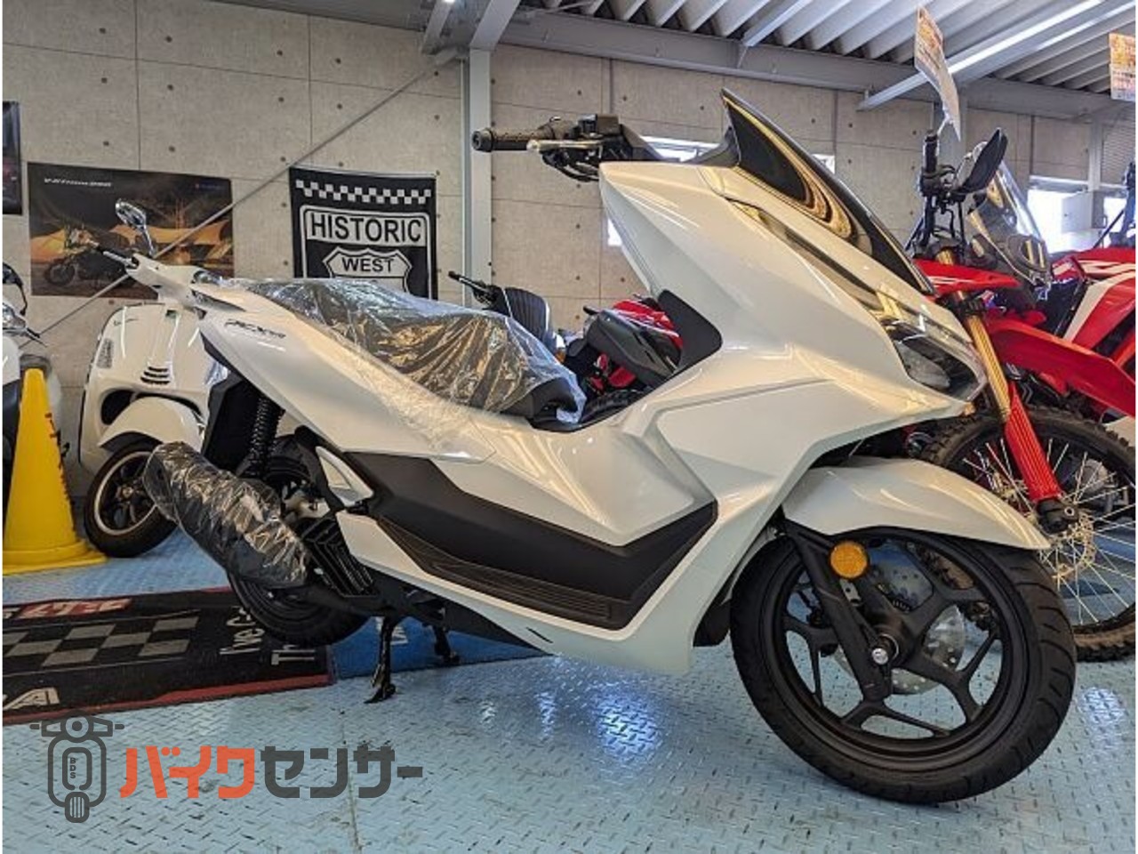 ホンダ PCX160 ホンダ正規取扱店・国内正規モデル!お気軽にお ホンダ PCX160 ホンダ正規取扱店・国内正規モデル!お気軽にお
