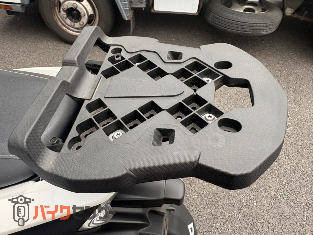 トリシティ125/9