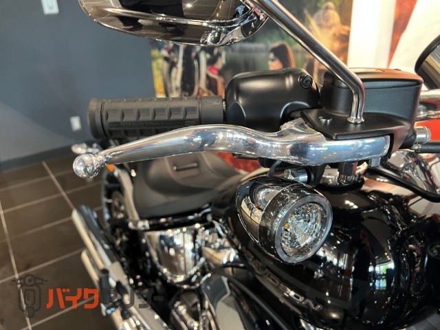 FXBR ソフテイルブレイクアウト117 - Harley-Davidson | CHAMPION 76