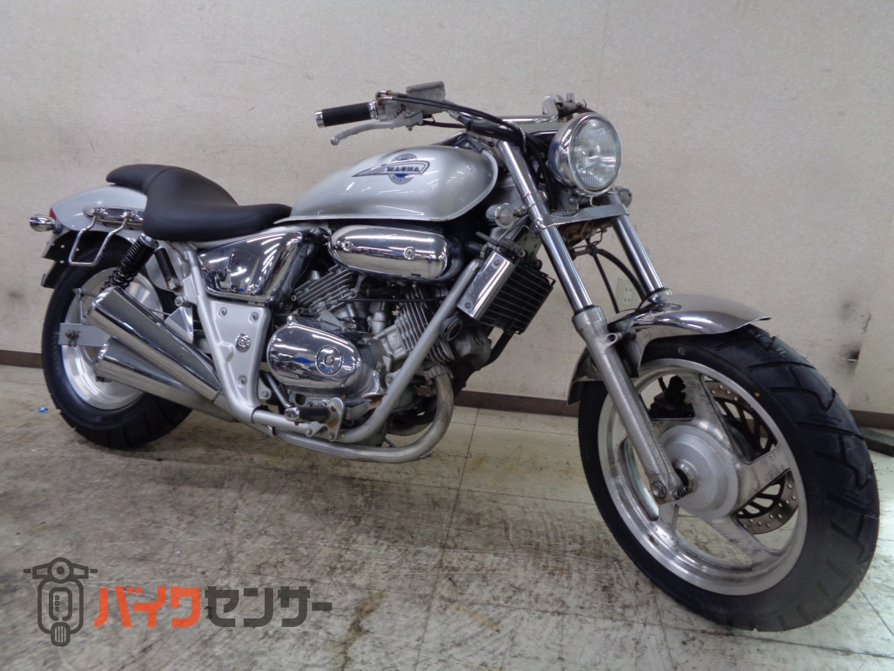 ホンダ マグナ250 タイヤ前後新品 メッキフェンダー メッキサイド 