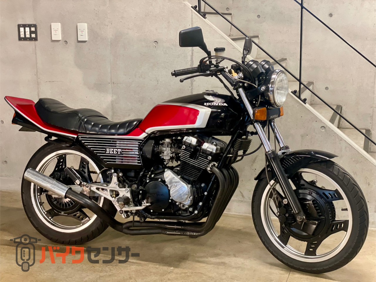 ホンダ CBX550F 黒赤 2型カラー BEET UPハンドル フレンズ