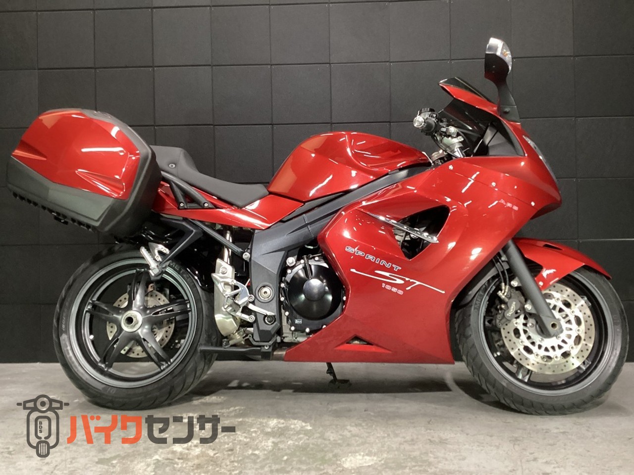 トライアンフ スプリントST1050 乗出し整備済・車検残(R8年7月迄