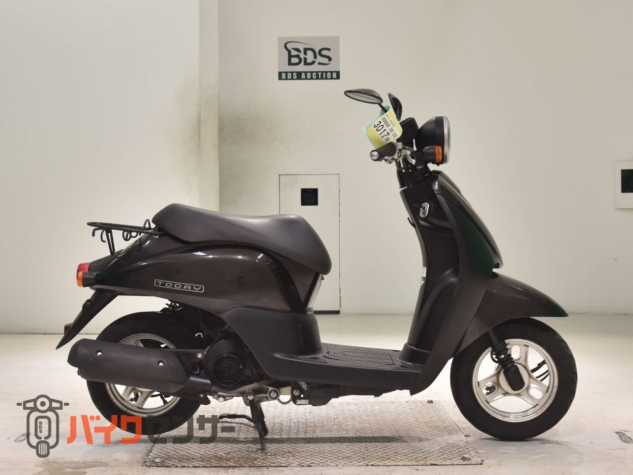 ホンダ トゥディ AF67型式タイヤバッテリーオイルベルト新品