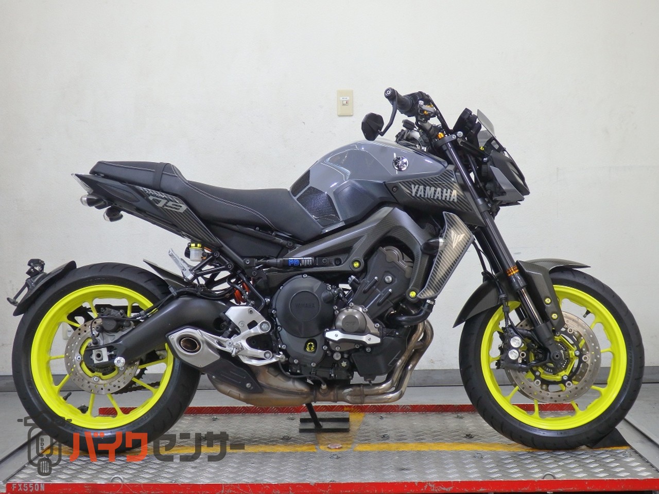 ヤマハ MT-09 RN52J KYBサスペンション コンフォートシート