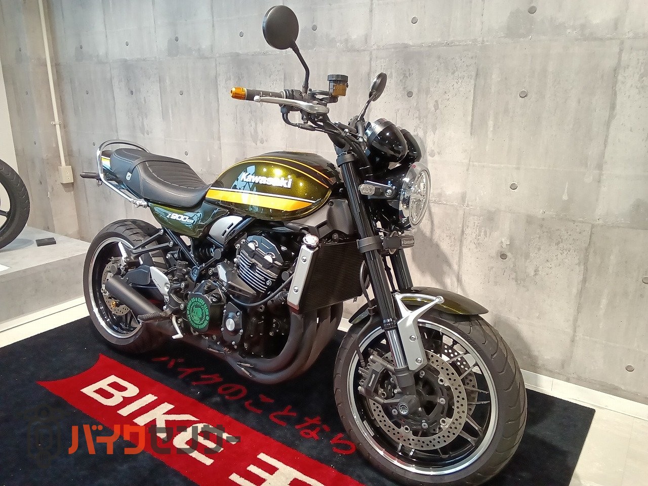 09出品 カワサキ Z900RS 社外マフラー/社外ハンドル/フェンダーレス/エンジン