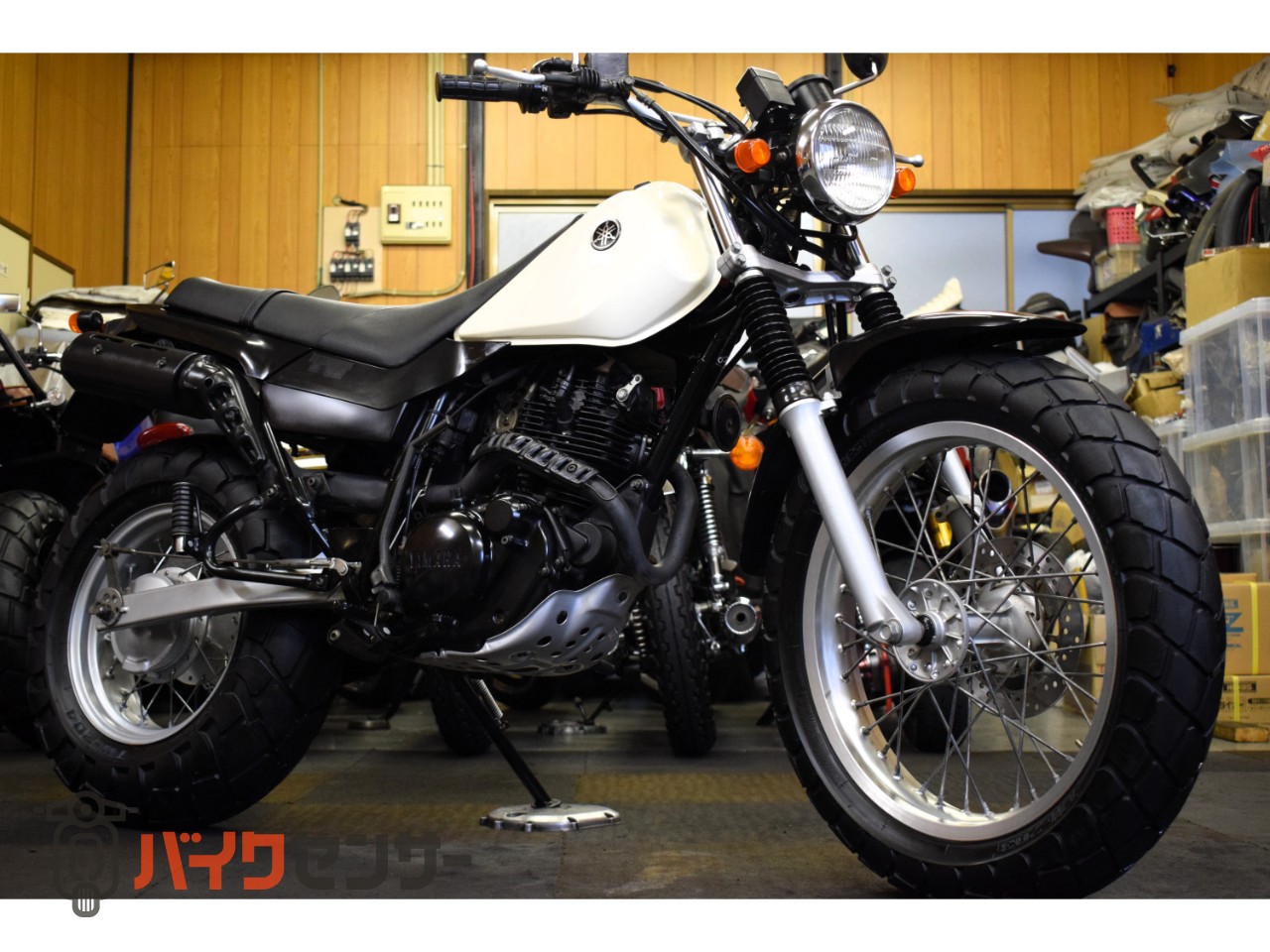 ヤマハTW225.2JX（DG09j）新車外し！純正テールカウル！ 【公式通販】