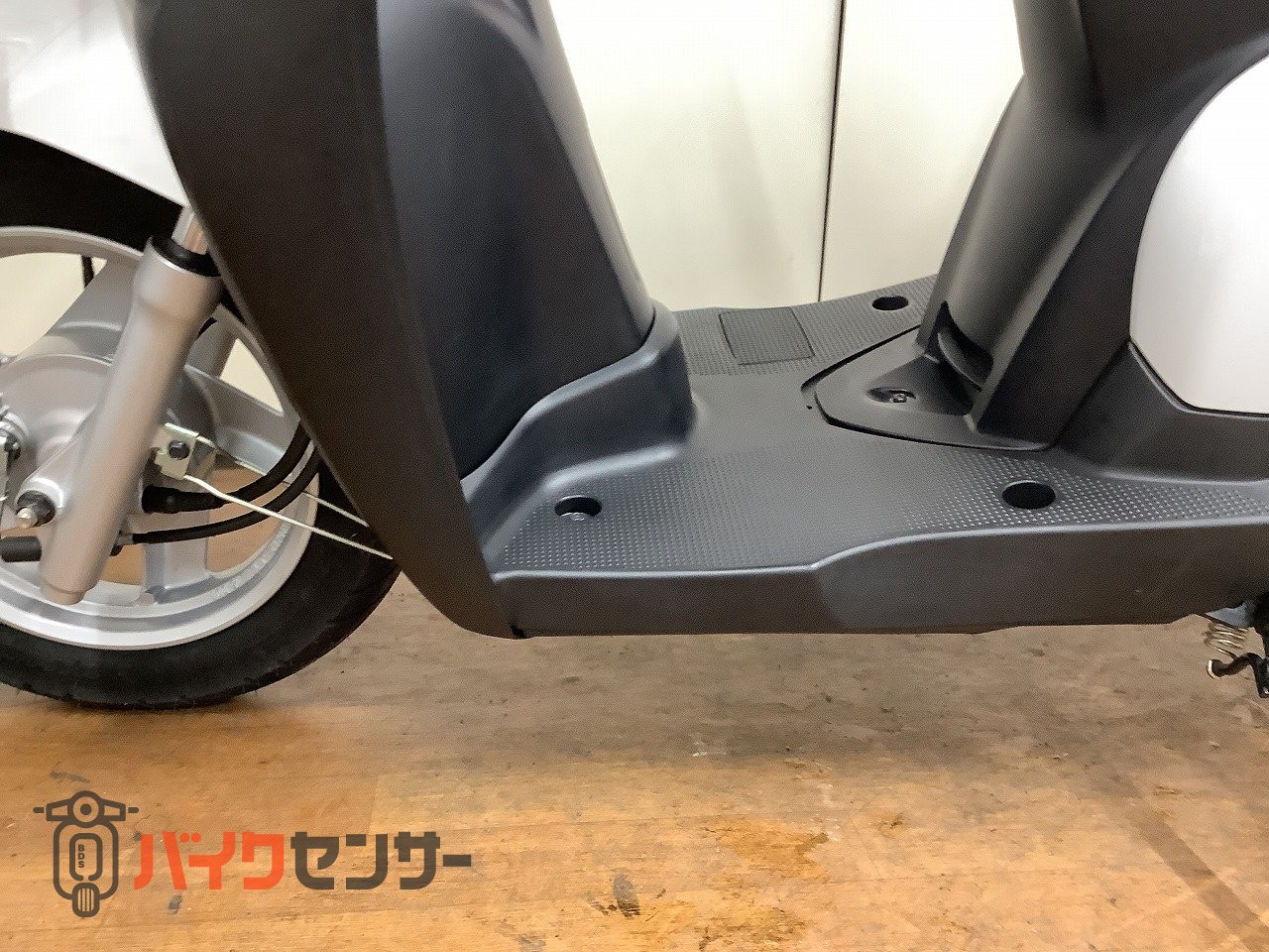 ヤマハ ギア 旭風防製大型リアボックス B664940| BDSバイクセンサー