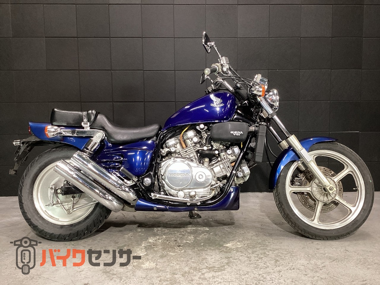 ホンダ V45マグナ 乗出し整備済・リアタイヤ新品！・RC28・フル
