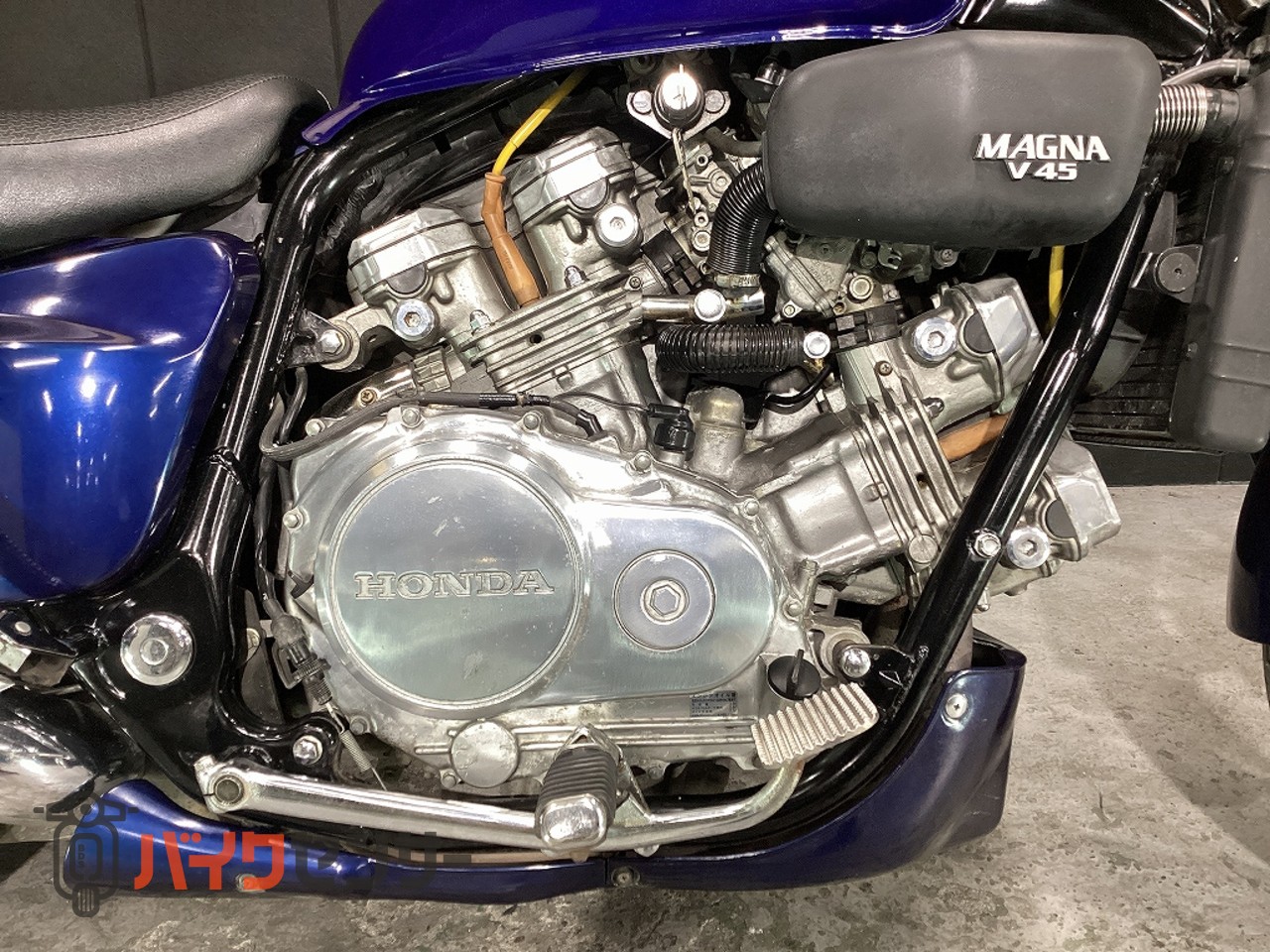V45マグナ☆RC28☆純正ラジエター 検索番号22A23 ◇◇