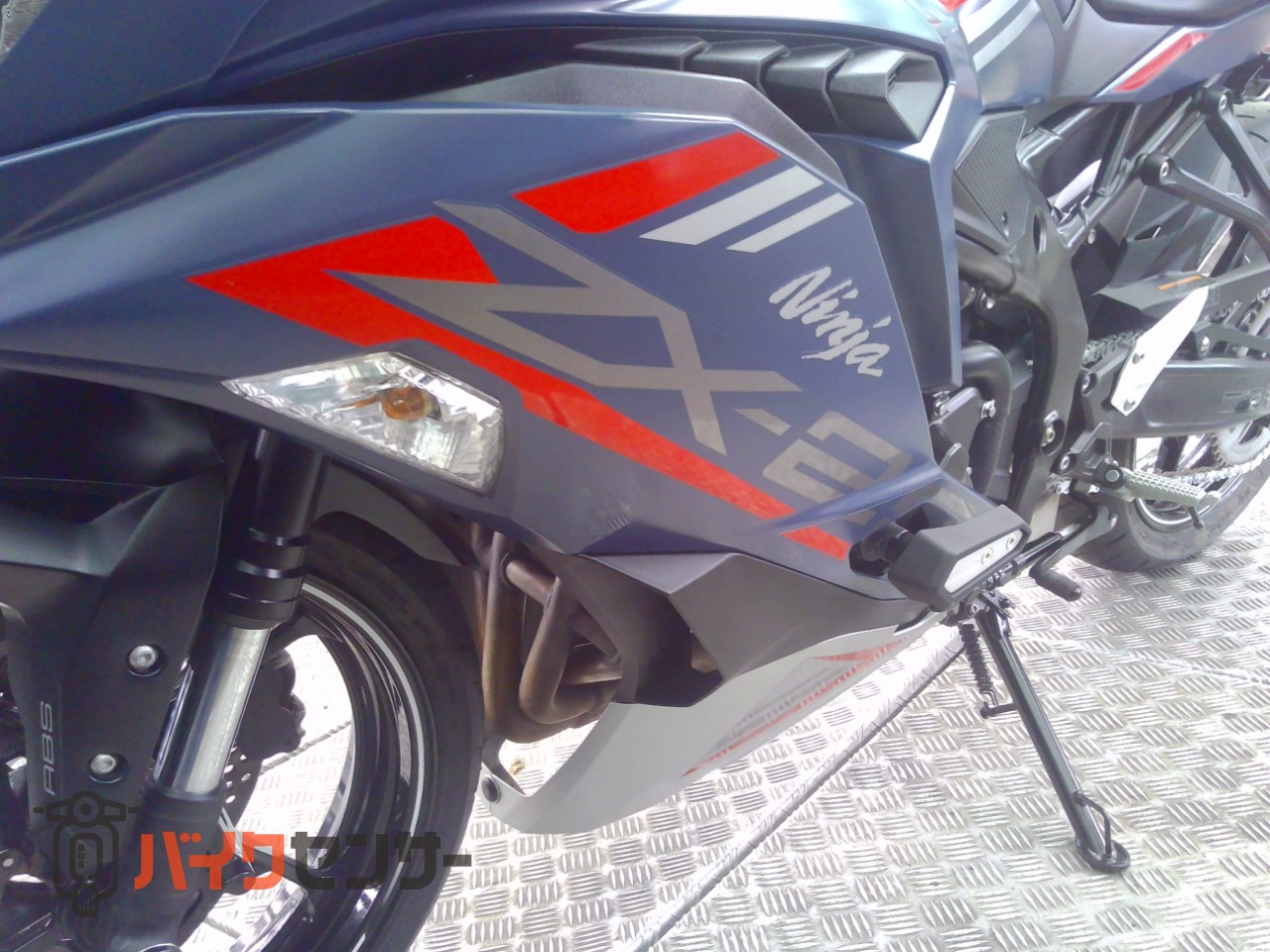 カワサキ Ninja ZX-25R SE ETC2.0 クイックシフター フレーム