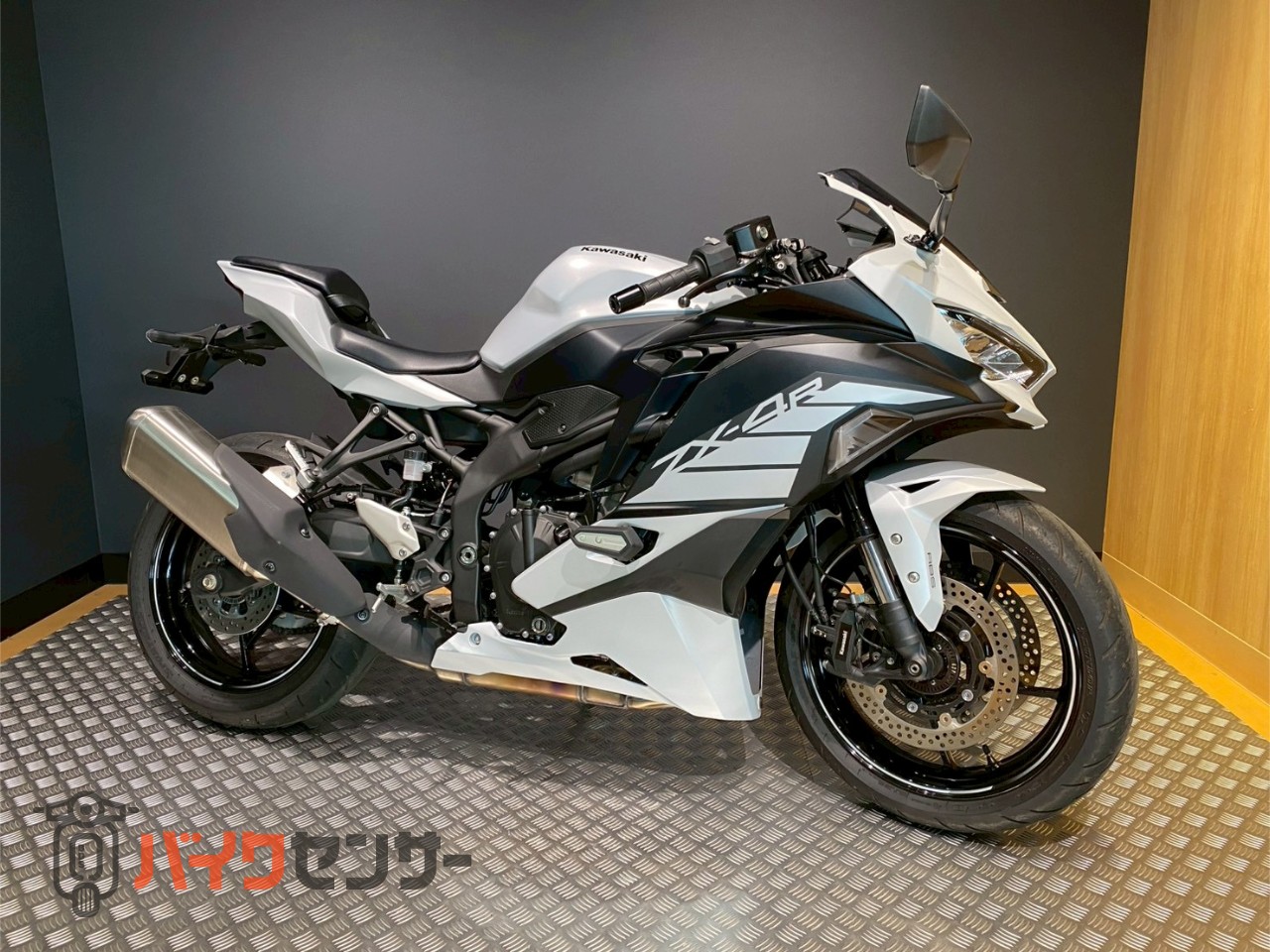 カワサキ Ninja ZX-4R SE B666364| BDSバイクセンサー