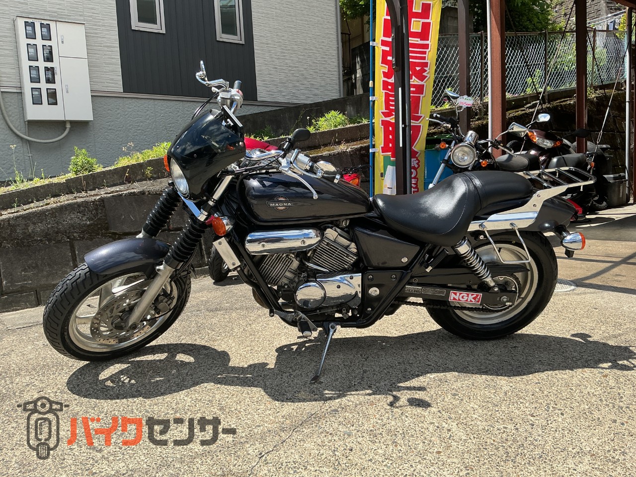 ホンダ マグナ250 タイヤ前後新品交換済み。 B667041| BDSバイクセンサー