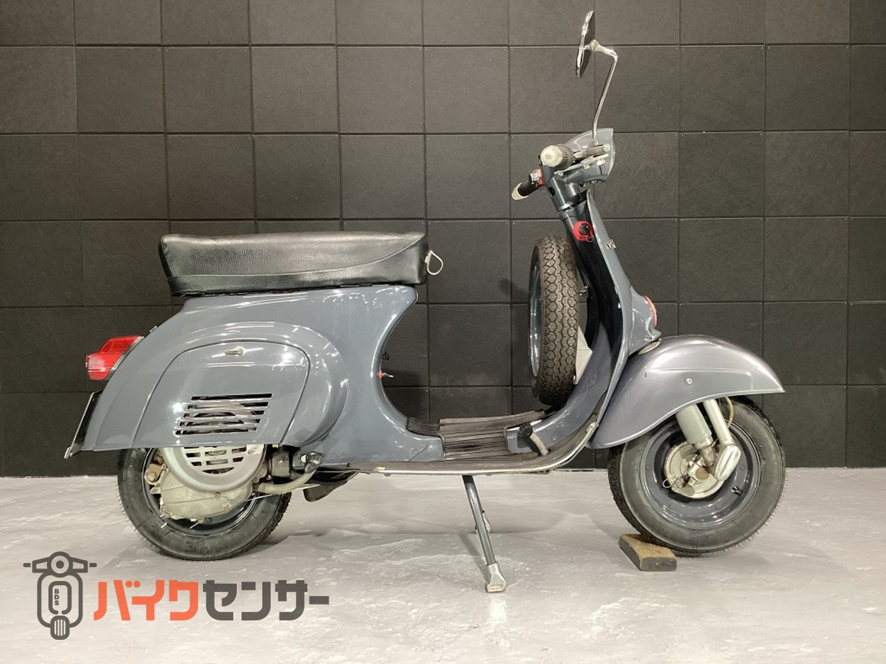 ベスパ 50s 100s ET3ホイールとタイヤ2本セット スモール ベスパ 50S 乗出し整備済・前後タイヤ新品・スモールボディ・スペア