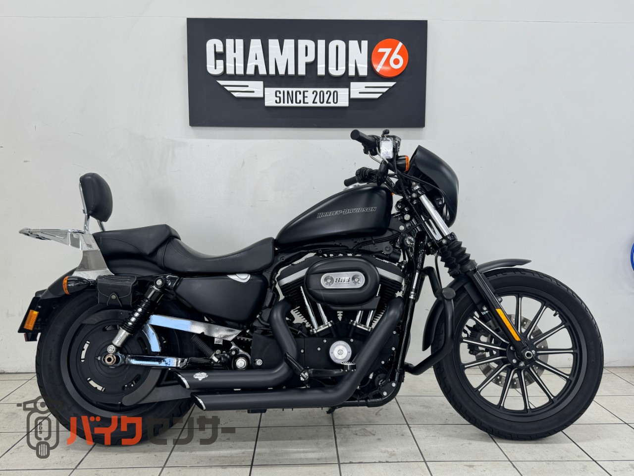 ハーレーダビッドソン XL883N アイアン バンス＆ハインズマフラー 
