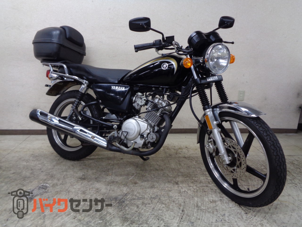 ヤマハ YB125SP リアボックス キャブ車 空冷4スト単気筒エンジン