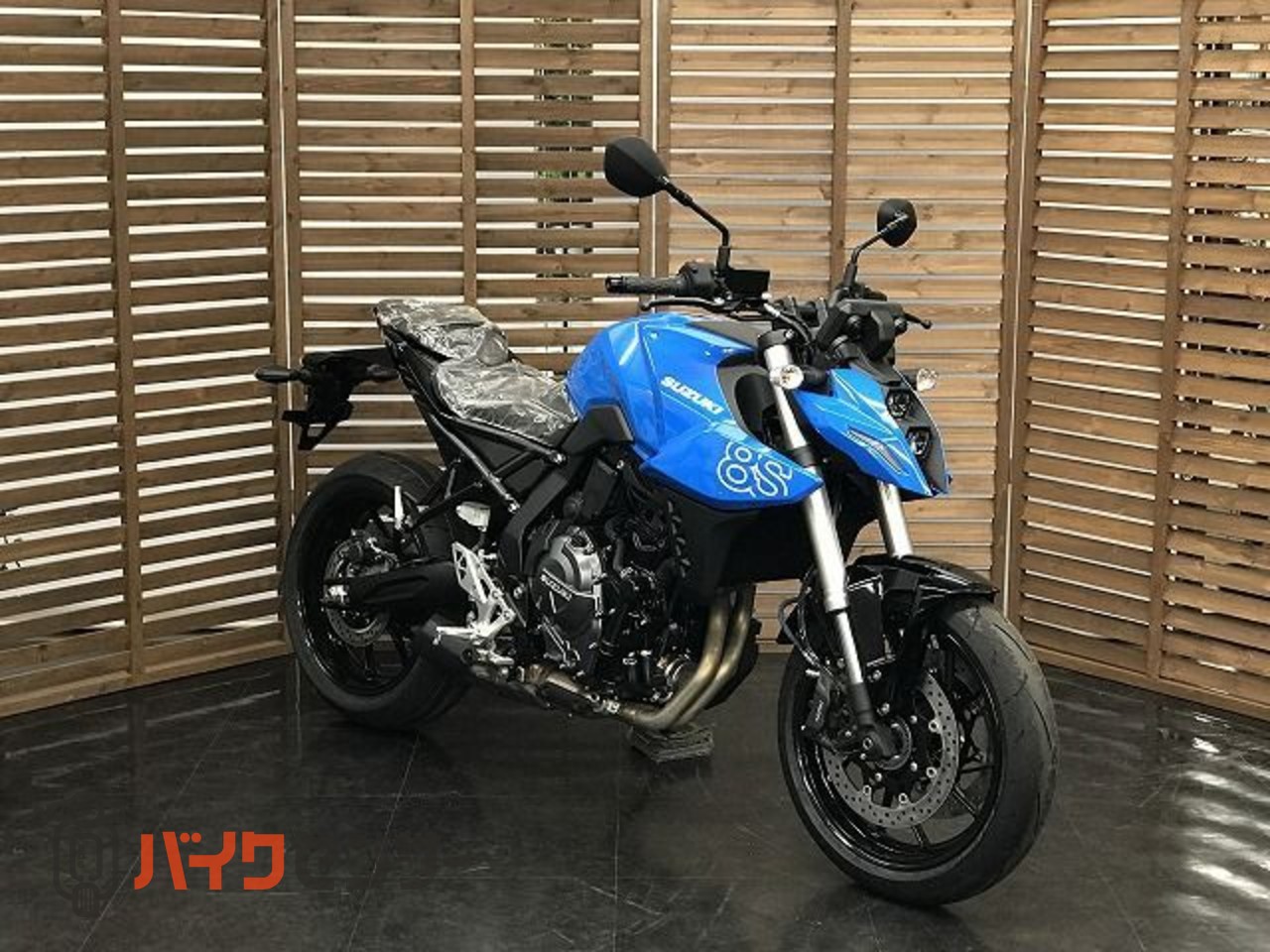 スズキ GSX-8S 2025年モデル パールコズミックブルー・グラス