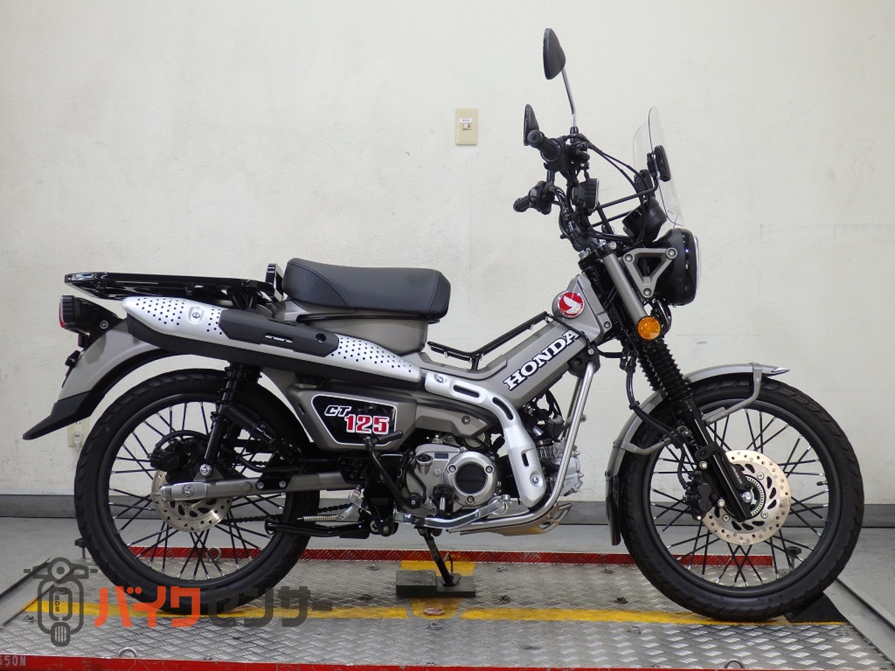 ホンダ CT125ハンターカブ 2023年モデル センターキャリア ホンダ CT125ハンターカブ 2023年モデル センターキャリア