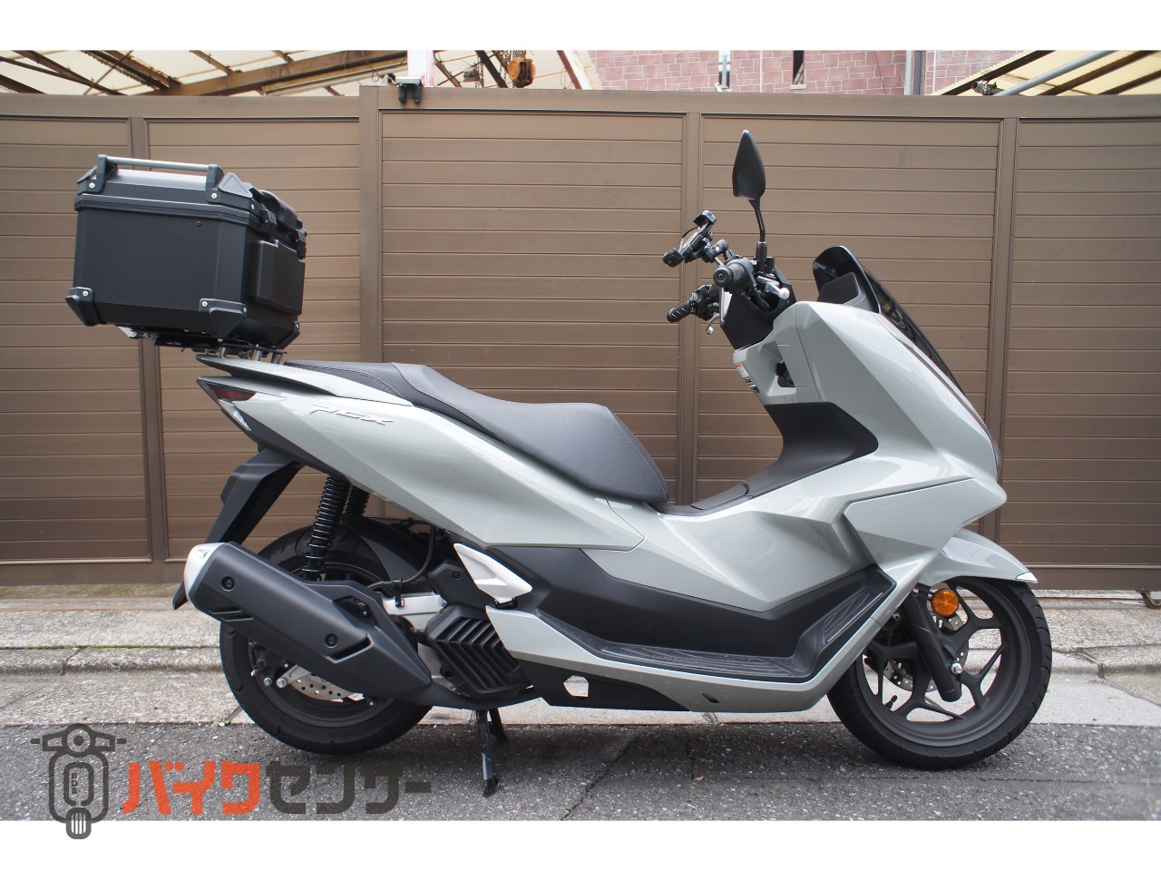 ホンダ PCX125 2025年モデル セキュリティーアラーム 1オーナー車 ホンダ PCX125 2025年モデル セキュリティーアラーム 1オーナー車