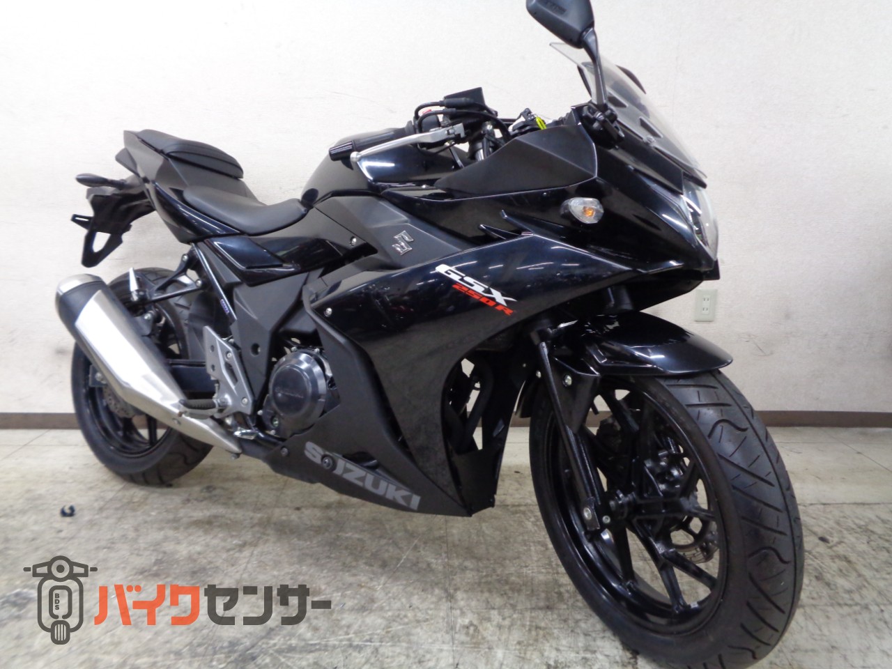 スズキ GSX250R ETC USB電源 フルデジタルメーター ポジション 