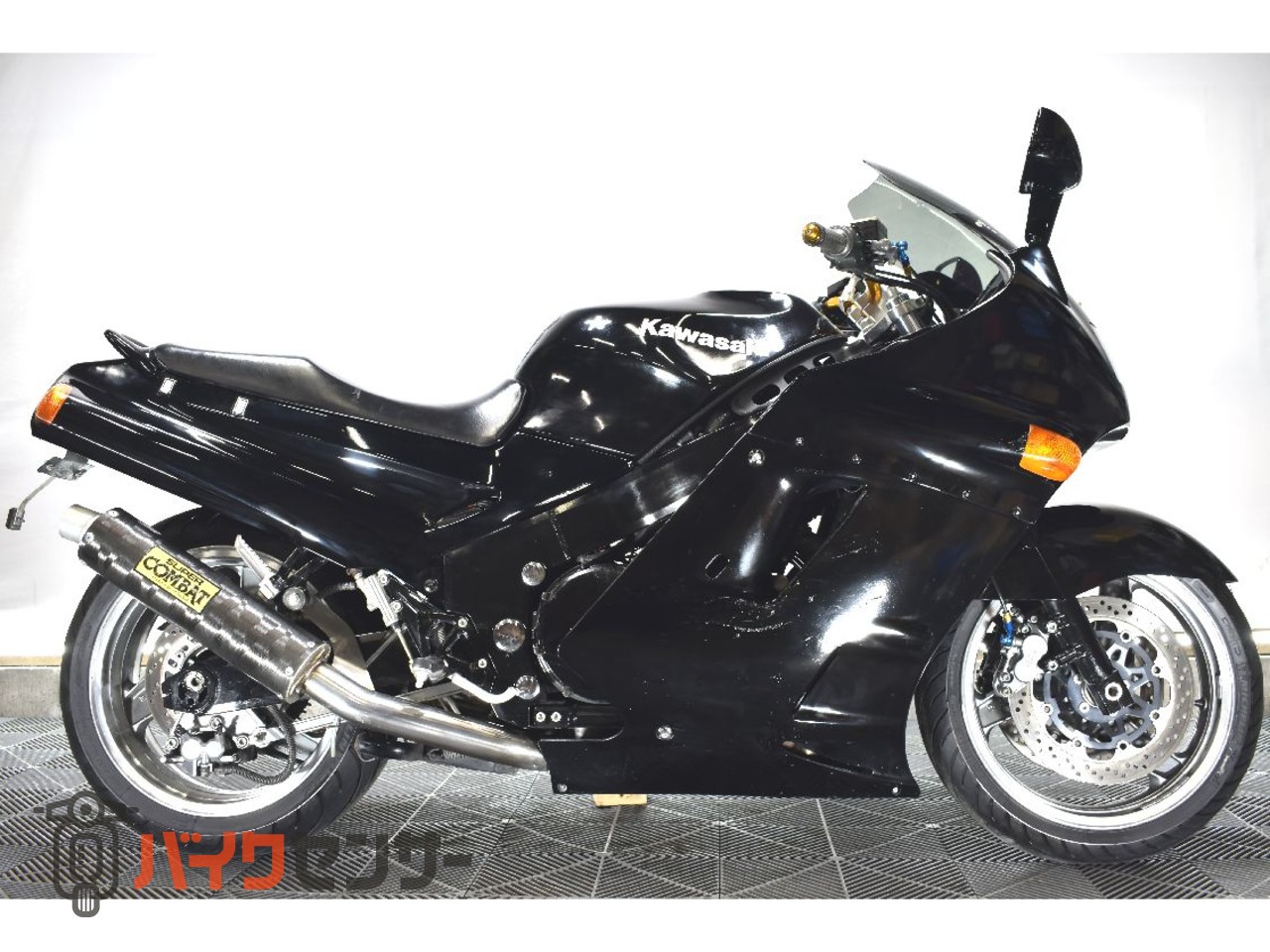 カワサキ ZZ-R1100 C3！！ 今では希少な黒フレームのC3型！！ SP忠男
