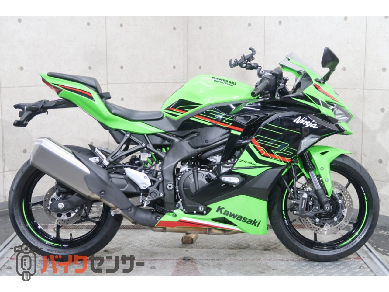 カワサキ NINJA ZX-4RR ZX400P KRTエディション ETC2.0 エンジン