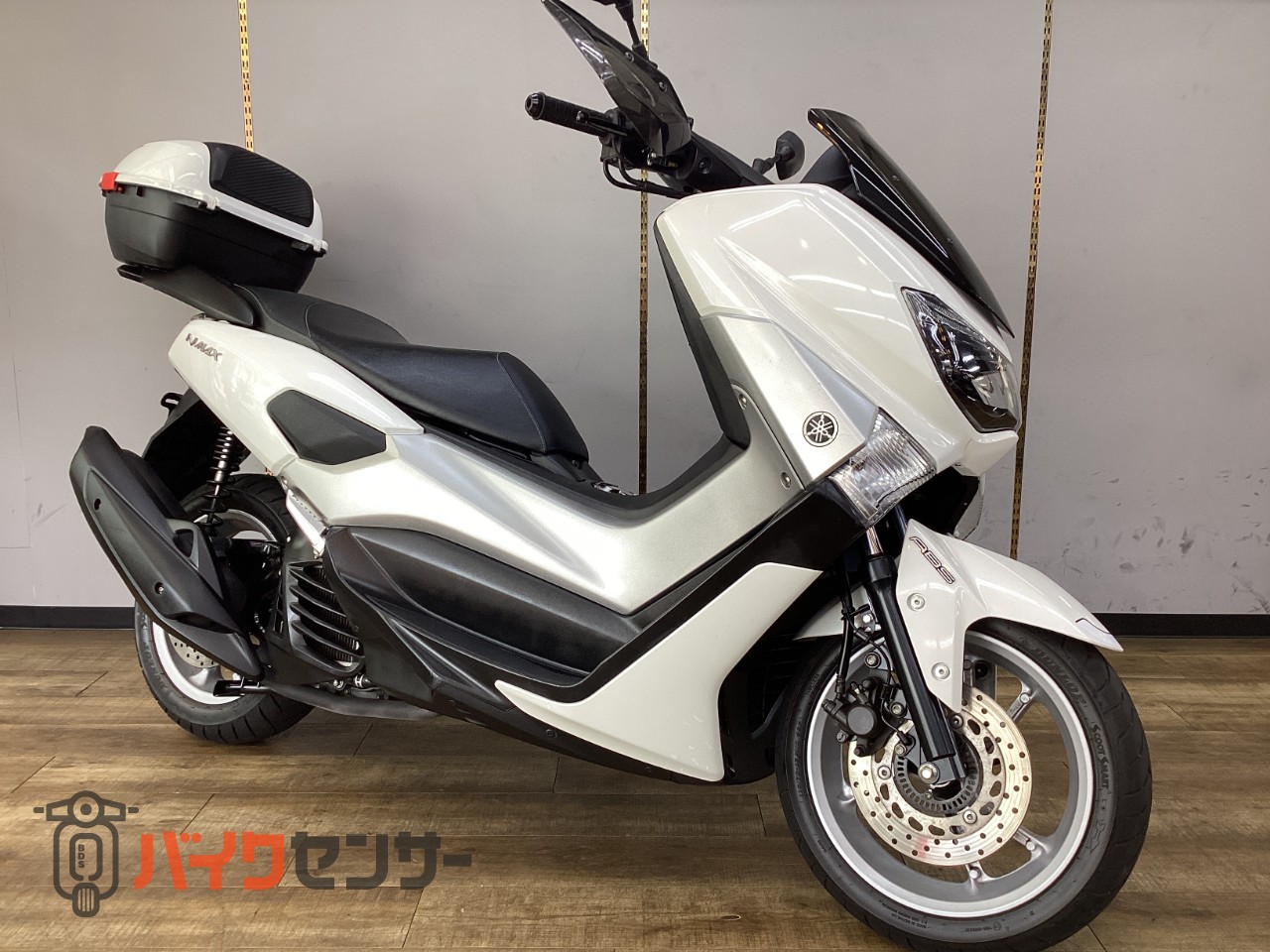 ヤマハ　NMAX125ABS　3300㎞　2016年製　グリップヒーター＆純正キャリア付！ ヤマハ NMAX125 ABS グリップヒーター ナックルガード リヤ