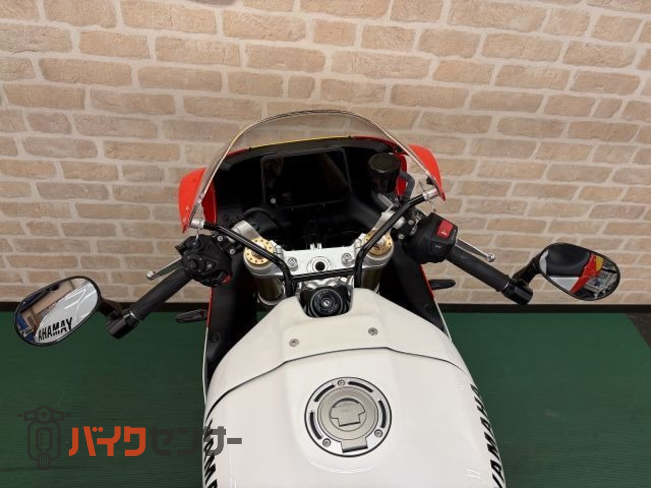 ヤマハ XSR900 GP 純正オプションアンダーカウル・シングルシート
