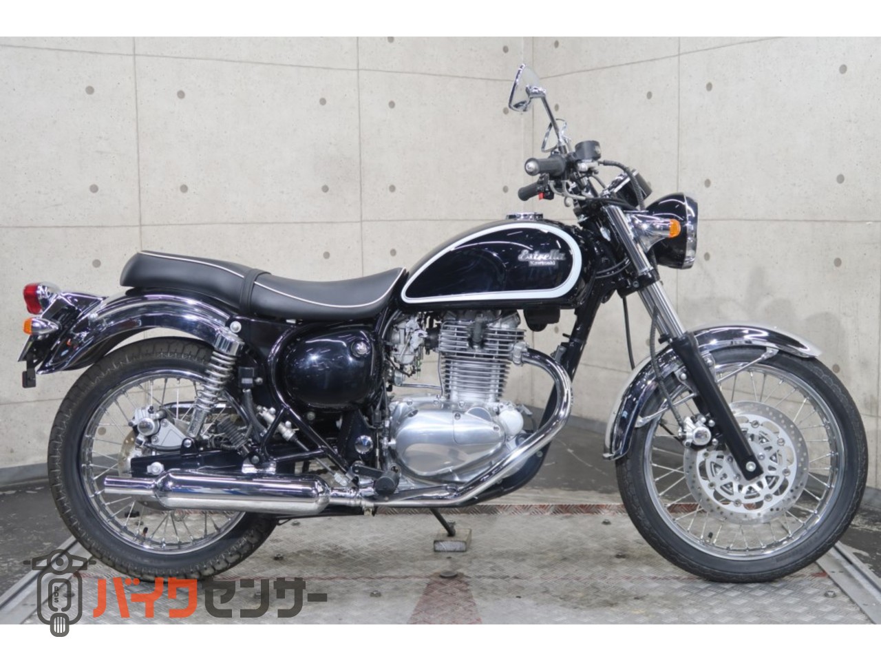 カワサキ エストレヤRS BJ250A 未登録未使用車 バッテリー交換済み