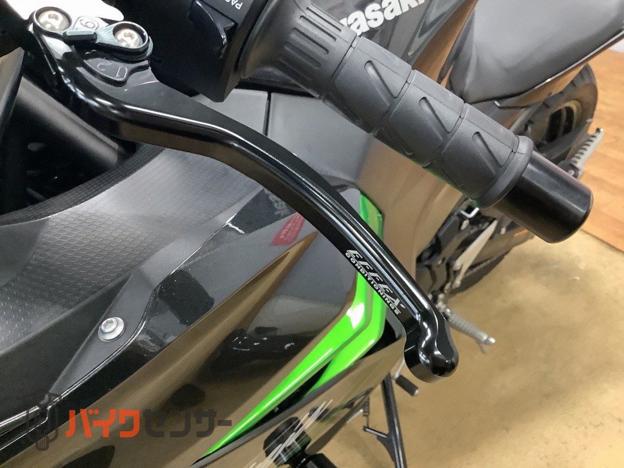 カワサキ Ninja 250 LEDナンバーサイドウインカー エンジンスライダー
