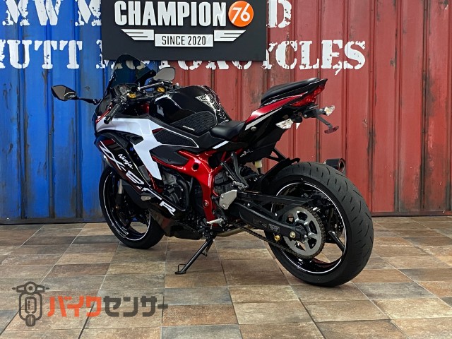 Ninja ZX-25R SE - KAWASAKI | CHAMPION 76 | チャンピオン 76