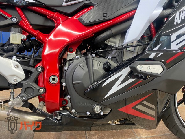 Ninja ZX-25R SE - KAWASAKI | CHAMPION 76 | チャンピオン 76