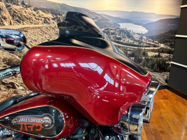 FLHTC エレクトラグライドクラシック - Harley-Davidson | CHAMPION 76