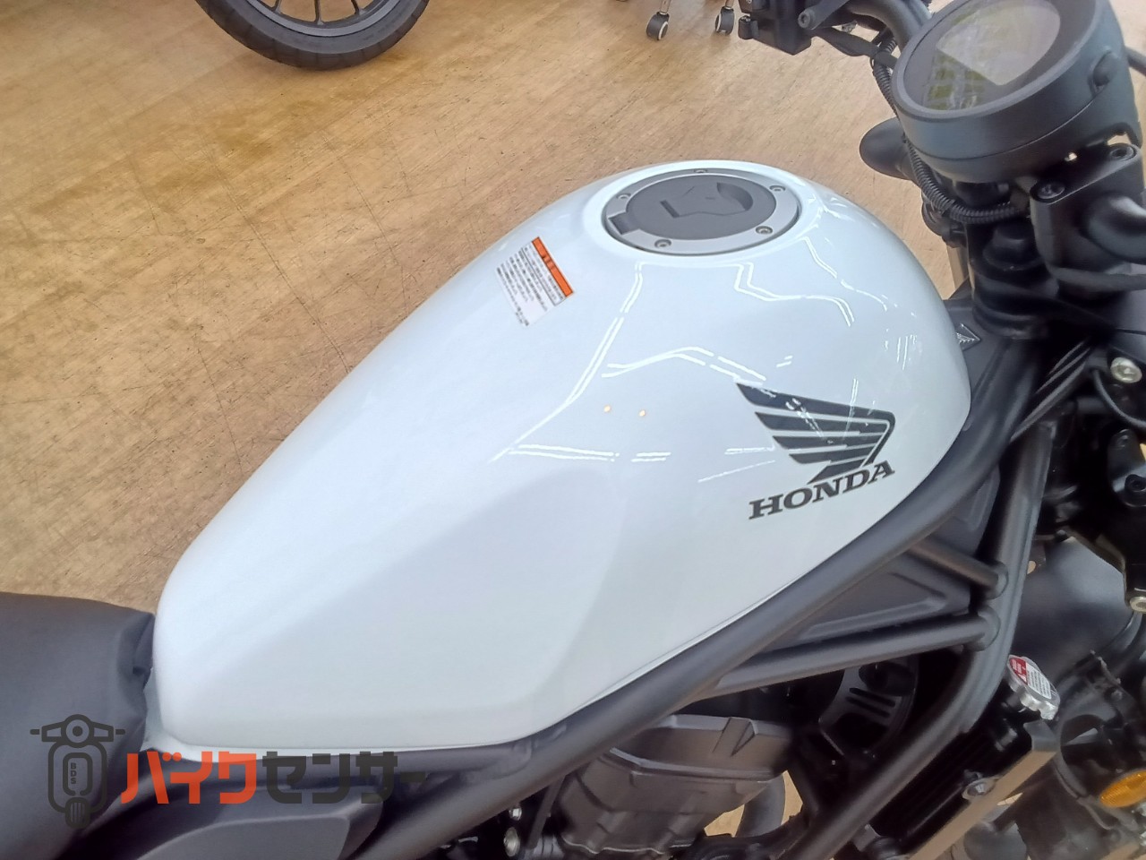 HONDA レブル250　ホワイト タンク ホンダ 【残価据置 対象】レブル250！2023年モデル！可愛いホワイト