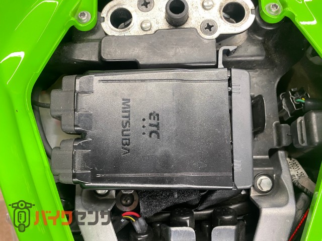 Ninja ZX-10R - KAWASAKI | CHAMPION 76 | チャンピオン 76