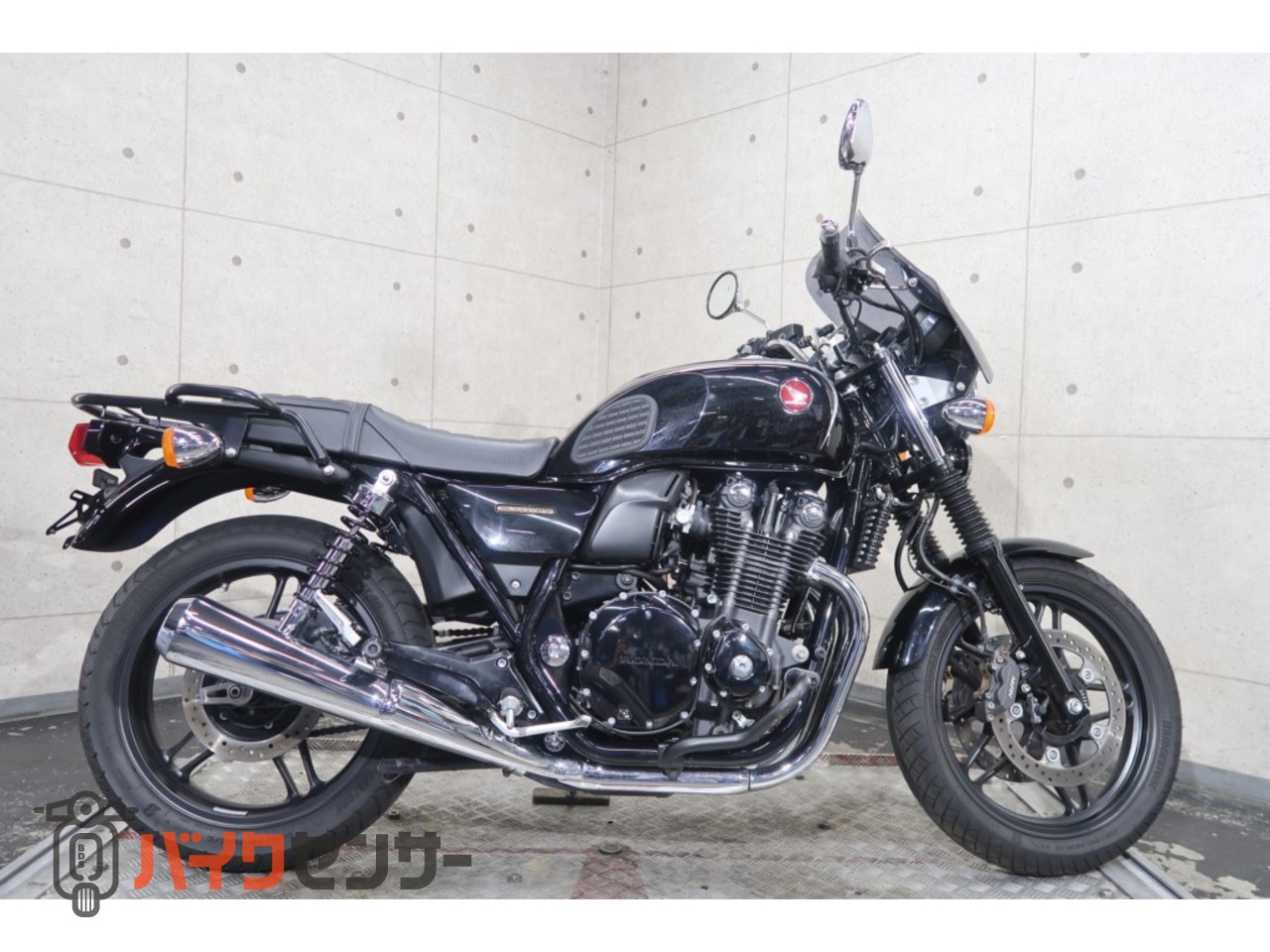 ホンダ CB1100 SC65 最終モデル USB ビレットレバー リアキャリア 
