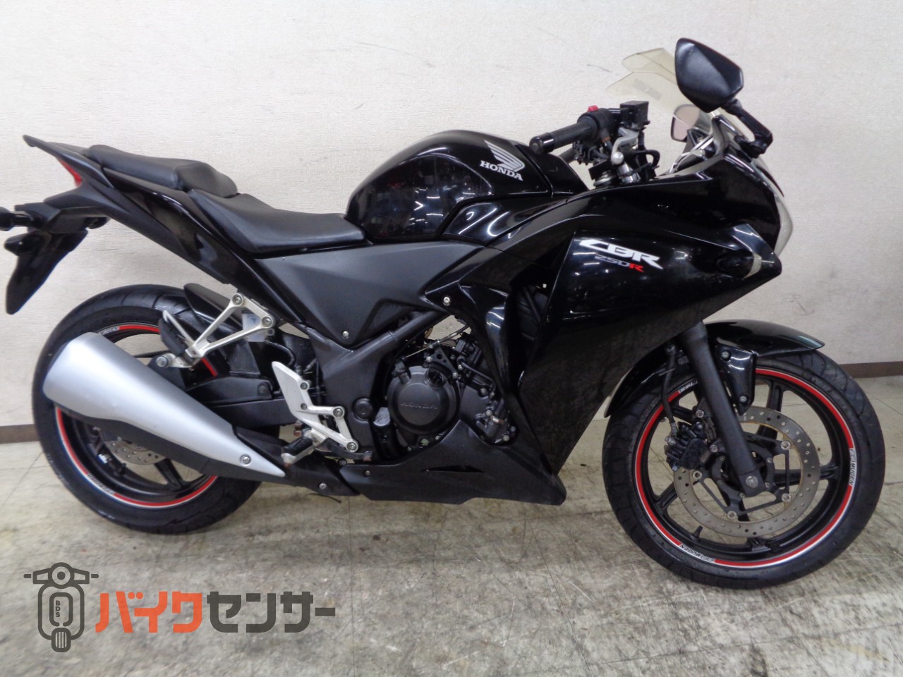 ホンダ CBR250R MC41 オールブラック インジェクションモデル 単気筒