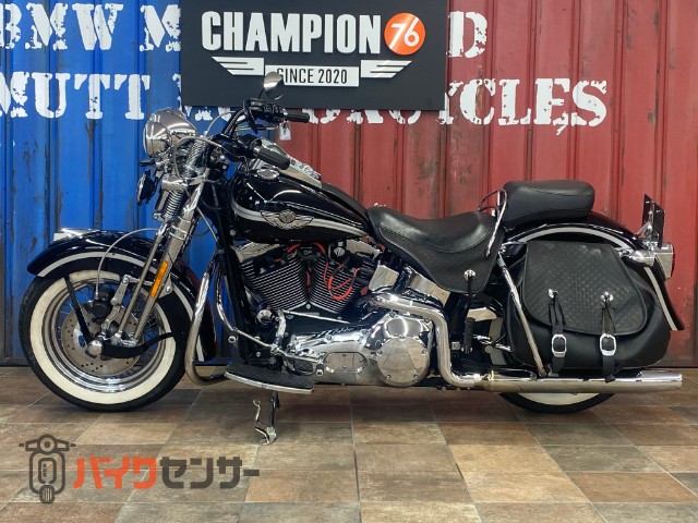 FLSTS ヘリテイジスプリンガー - Harley-Davidson | CHAMPION 76