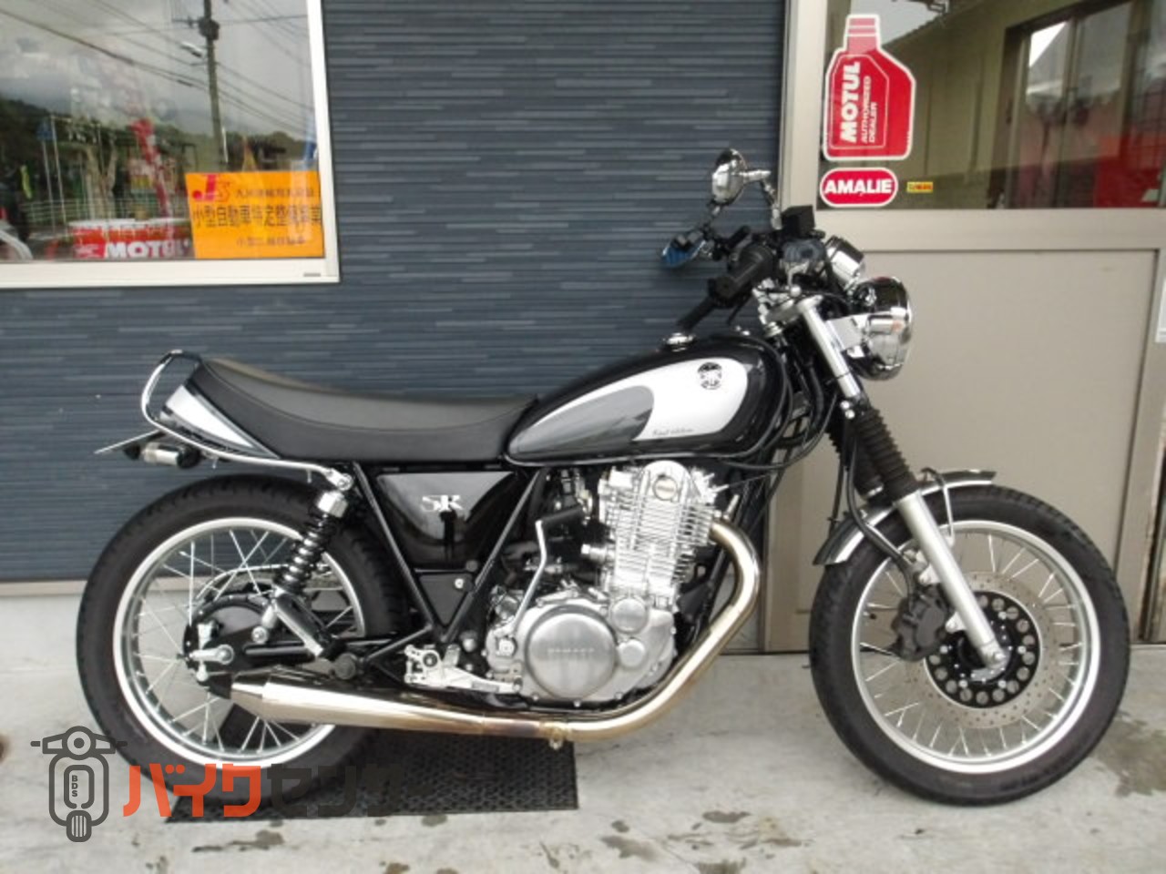 SR400 ファイナルエディション2021年式　マフラー、エキパイ ヤマハ SR400 2021ファイナルエディション ステップ マフラー エキパイ
