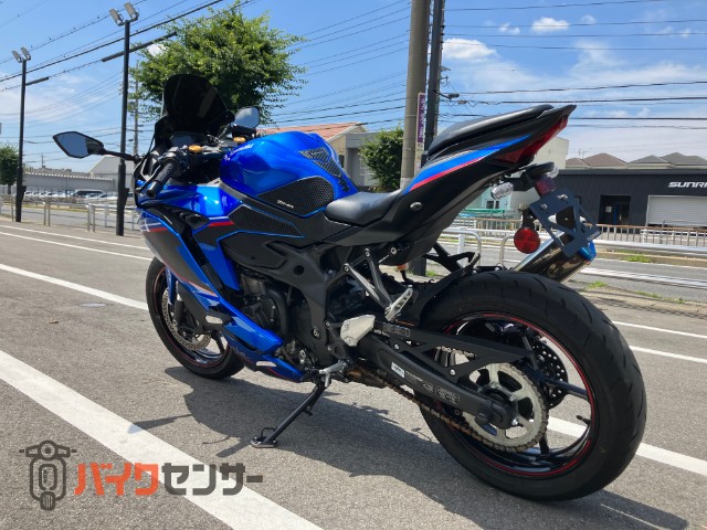 Ninja ZX-4R SE ダブルアールズマフラー フェンダーレス ETC2．0